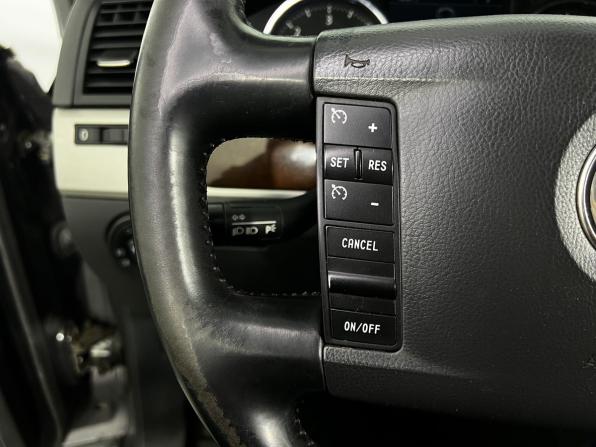Volkswagen Touareg I Рестайлинг с пробегом 2010 года, цена 1 000 000 рублей, 319460 км, внедорожник, Автокод Объявления