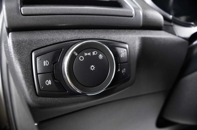 Ford Mondeo V с пробегом 2016 года, цена 1 649 000 рублей, 195236 км, седан, Автокод Объявления