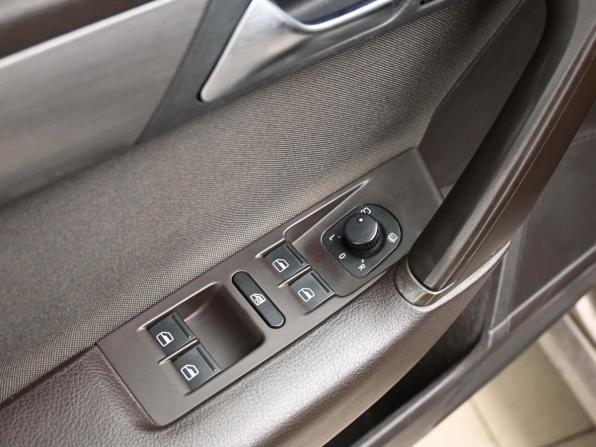 Volkswagen Passat B7 с пробегом 2011 года, цена 909 000 рублей, 281754 км, седан, Автокод Объявления
