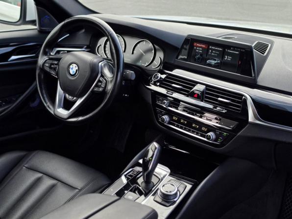 BMW 5 серии VII (G30/G31/G38) с пробегом 2018 года, цена 2 799 000 рублей, 192678 км, седан, Автокод Объявления