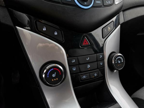 Chevrolet Cruze I Рестайлинг с пробегом 2013 года, цена 719 000 рублей, 206939 км, седан, Автокод Объявления
