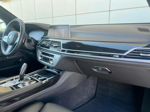 BMW 7 серии VI (G11/G12) Рестайлинг с пробегом 2020 года, цена 6 190 000 рублей, 131992 км, седан, Автокод Объявления