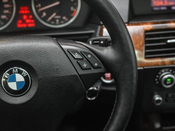 BMW 5 серии V (E60/E61) Рестайлинг с пробегом 2008 года, цена 1 389 000 рублей, 409758 км, седан, Автокод Объявления
