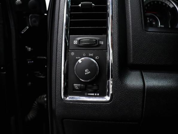 Dodge RAM IV (DS/DJ) с пробегом 2013 года, цена 4 100 000 рублей, 247964 км, пикап, Автокод Объявления