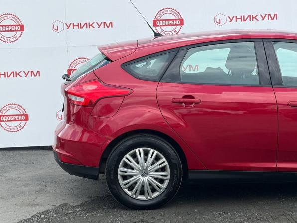 Ford Focus III Рестайлинг с пробегом 2016 года, цена 979 000 рублей, 134030 км, хэтчбек, Автокод Объявления