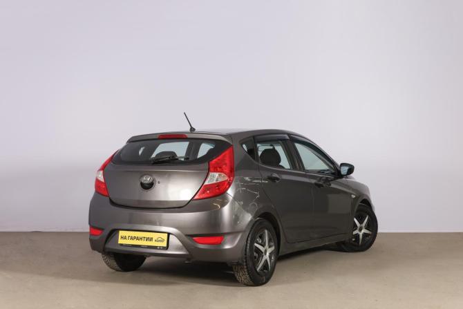 Hyundai Solaris I с пробегом 2012 года, цена 899 000 рублей, 175000 км, хэтчбек, Автокод Объявления