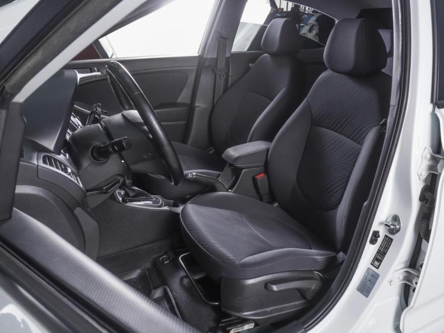 Hyundai Solaris I Рестайлинг Ростов-на-Дону  - изображение 10