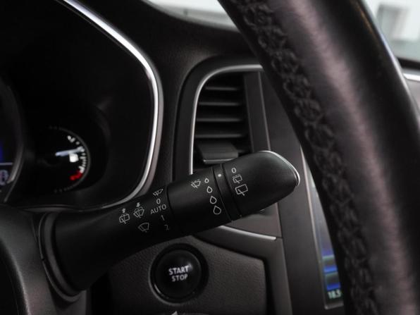 Renault Megane IV с пробегом 2016 года, цена 1 274 000 рублей, 212614 км, универсал, Автокод Объявления