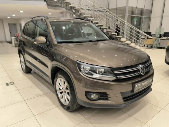 Volkswagen Tiguan I Рестайлинг с пробегом 2015 года, цена 1 500 000 рублей, 183848 км, внедорожник, Автокод Объявления