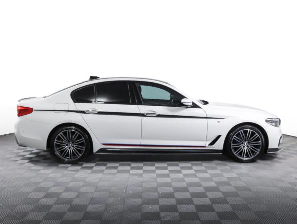 BMW 5 серии VII (G30/G31/G38) с пробегом 2018 года, цена 3 990 000 рублей, 113400 км, седан, Автокод Объявления