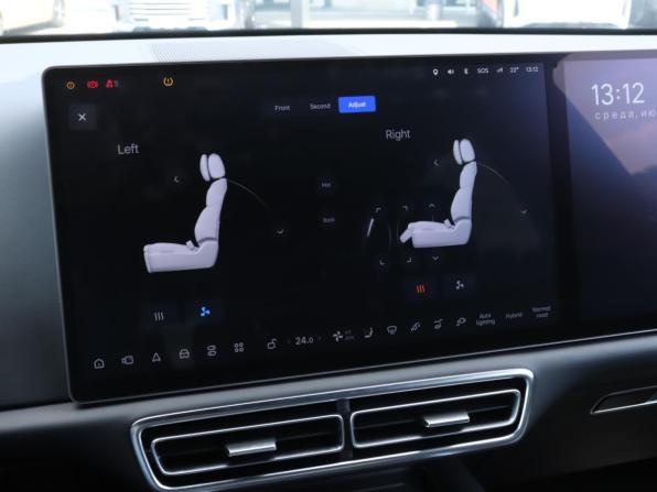Li Auto (Lixiang) L9 I Рестайлинг с пробегом 2024 года, цена 6 335 000 рублей, 59110 км, внедорожник, Автокод Объявления