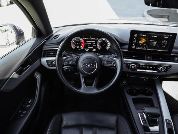 Audi A4 V (B9) Рестайлинг с пробегом 2021 года, цена 2 989 000 рублей, 102100 км, седан, Автокод Объявления