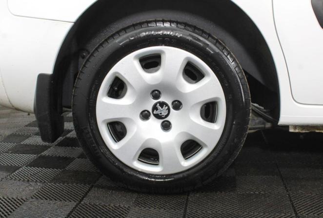 Peugeot Partner II Рестайлинг 2 с пробегом 2022 года, цена 1 320 000 рублей, 232236 км, компактвэн, Автокод Объявления
