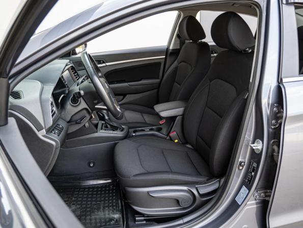 Hyundai Elantra VI (AD) Рестайлинг с пробегом 2019 года, цена 1 700 000 рублей, 131971 км, седан, Автокод Объявления