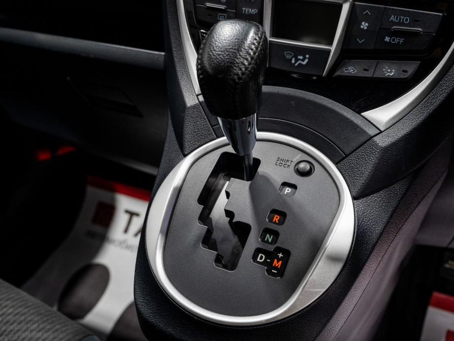 Toyota Ractis II Чита  - изображение 14