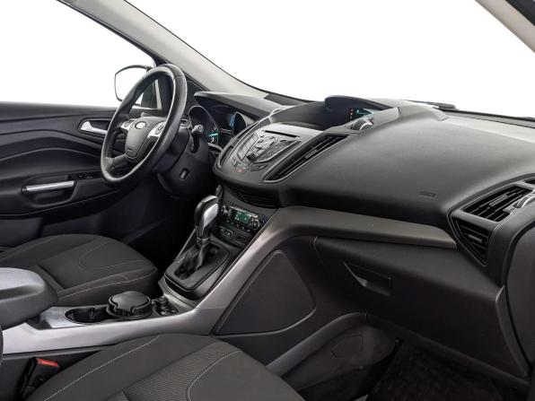 Ford Kuga II Рестайлинг с пробегом 2016 года, цена 1 645 000 рублей, 104319 км, внедорожник, Автокод Объявления