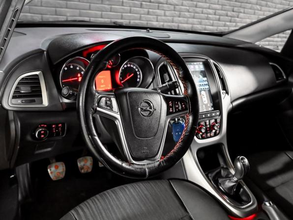 Opel Astra J с пробегом 2012 года, цена 730 000 рублей, 149142 км, хэтчбек, Автокод Объявления