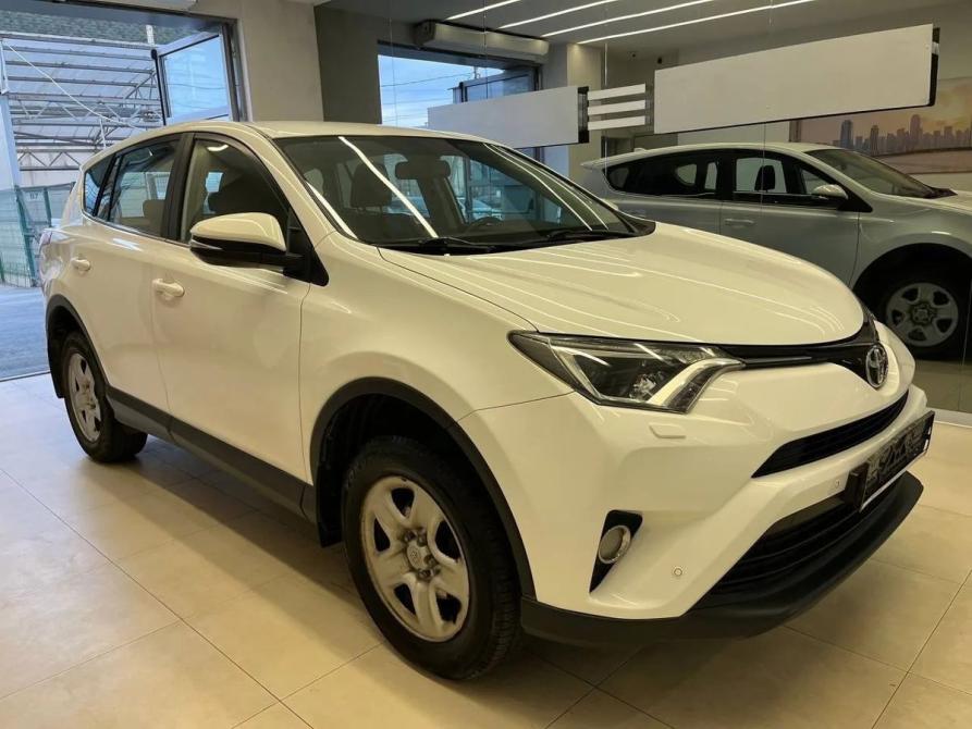 Toyota RAV4 IV (XA40) Рестайлинг Челябинск  - изображение 3