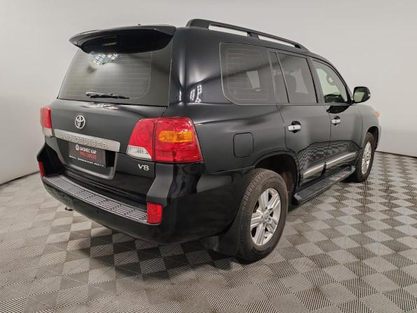 Toyota Land Cruiser 200 Series Рестайлинг 1 с пробегом 2015 года, цена 4 449 000 рублей, 172494 км, внедорожник, Автокод Объявления