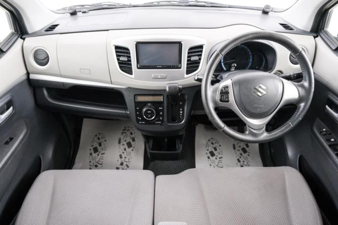 Suzuki Wagon R V Рестайлинг с пробегом 2016 года, цена 639 000 рублей, 141000 км, хэтчбек, Автокод Объявления