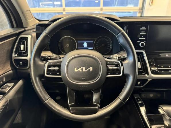 Kia Sorento IV с пробегом 2022 года, цена 3 299 000 рублей, 156090 км, внедорожник, Автокод Объявления