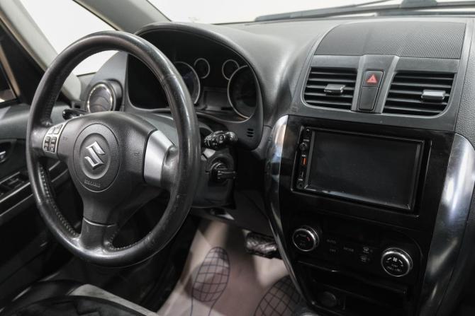 Suzuki SX4 I (Classic) Рестайлинг с пробегом 2010 года, цена 799 000 рублей, 230500 км, хэтчбек, Автокод Объявления