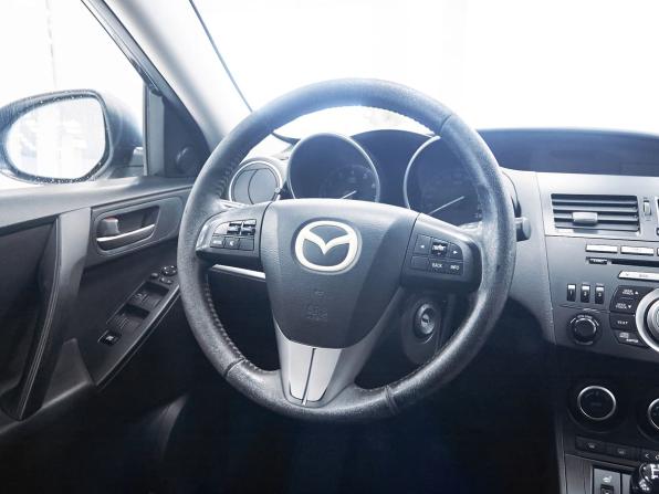 Mazda 3 II (BL) Рестайлинг с пробегом 2012 года, цена 589 000 рублей, 266368 км, седан, Автокод Объявления