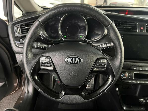 Kia Ceed II с пробегом 2014 года, цена 995 000 рублей, 126297 км, хэтчбек, Автокод Объявления