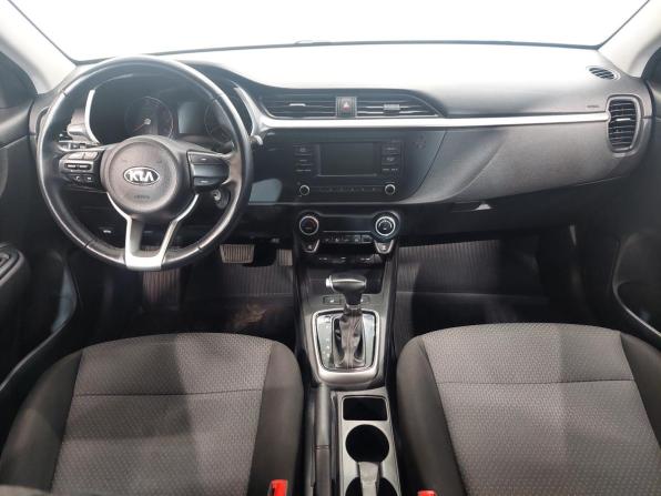 Kia Rio IV Рестайлинг с пробегом 2020 года, цена 1 570 000 рублей, 68483 км, седан, Автокод Объявления