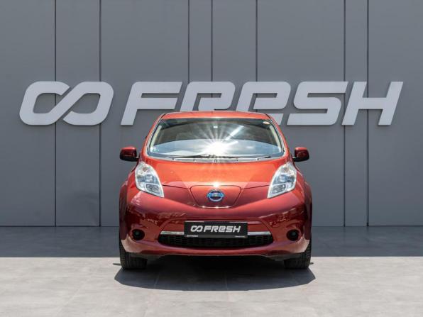 Nissan Leaf I (ZE0/AZE0) с пробегом 2011 года, цена 1 000 000 рублей, 136884 км, хэтчбек, Автокод Объявления