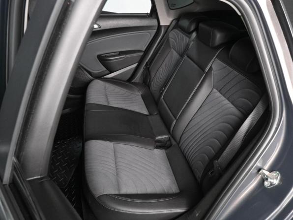 Opel Astra J Рестайлинг с пробегом 2013 года, цена 1 199 000 рублей, 163802 км, седан, Автокод Объявления