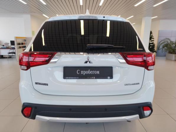 Mitsubishi Outlander III Рестайлинг 2 с пробегом 2018 года, цена 1 849 000 рублей, 124137 км, внедорожник, Автокод Объявления