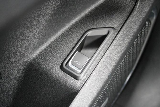 Geely Tugella I Рестайлинг с пробегом 2024 года, цена 2 950 000 рублей, 50000 км, внедорожник, Автокод Объявления