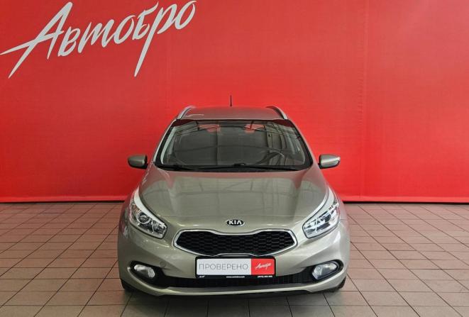 Kia Ceed II с пробегом 2015 года, цена 1 197 000 рублей, 174558 км, универсал, Автокод Объявления