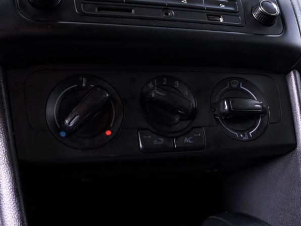Volkswagen Polo V с пробегом 2013 года, цена 630 000 рублей, 336826 км, седан, Автокод Объявления