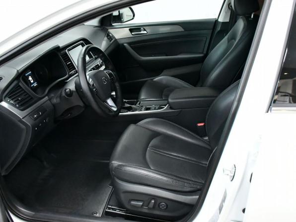 Hyundai Sonata VII (LF) Рестайлинг с пробегом 2017 года, цена 1 787 000 рублей, 139501 км, седан, Автокод Объявления