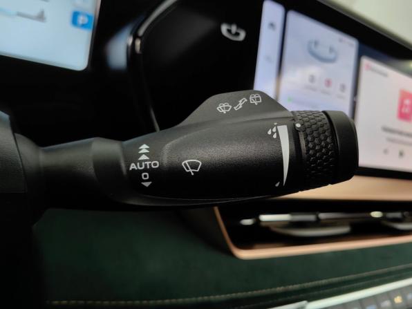 Geely Monjaro I с пробегом 2023 года, цена 3 133 000 рублей, 41570 км, внедорожник, Автокод Объявления