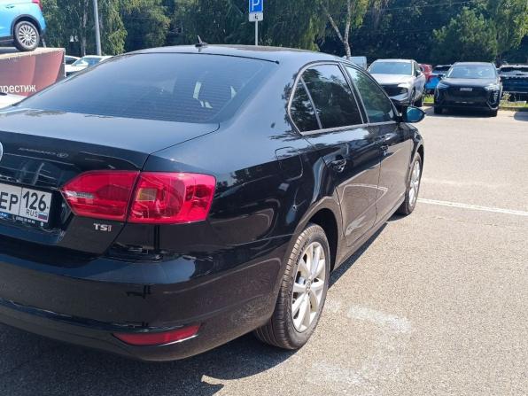 Volkswagen Jetta VI с пробегом 2014 года, цена 879 000 рублей, 260924 км, седан, Автокод Объявления