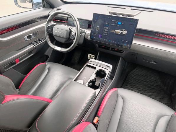 JETOUR DASHING I с пробегом 2023 года, цена 1 799 000 рублей, 71000 км, внедорожник, Автокод Объявления