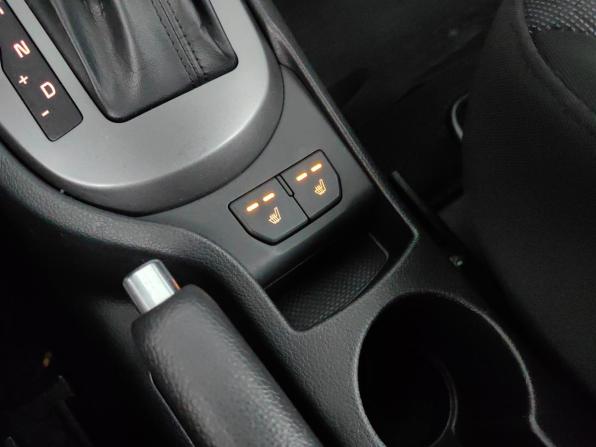 Kia Rio III Рестайлинг с пробегом 2015 года, цена 818 000 рублей, 122479 км, хэтчбек, Автокод Объявления