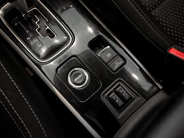 Mitsubishi Outlander III Рестайлинг 3 с пробегом 2018 года, цена 2 350 000 рублей, 141292 км, внедорожник, Автокод Объявления