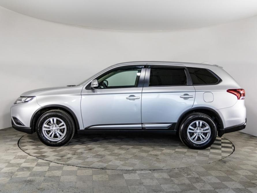 Mitsubishi Outlander III Рестайлинг 3 Санкт-Петербург  - изображение 9