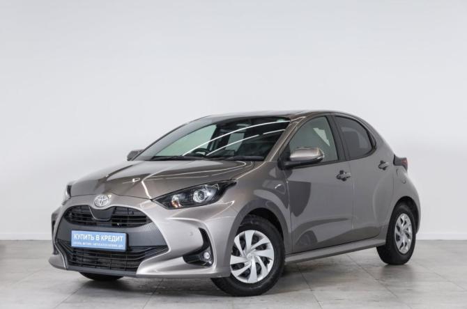Toyota Yaris IV с пробегом 2021 года, цена 1 299 000 рублей, 86000 км, хэтчбек, Автокод Объявления