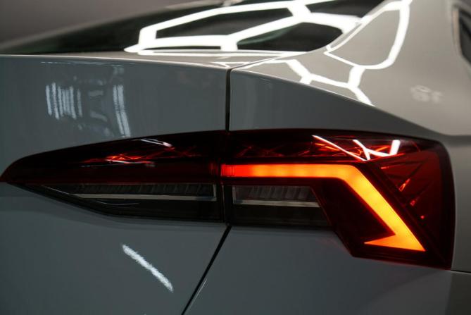 Skoda Octavia IV (A8) с пробегом 2021 года, цена 2 165 000 рублей, 60000 км, лифтбек, Автокод Объявления