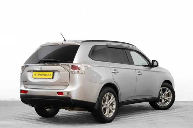 Mitsubishi Outlander III с пробегом 2013 года, цена 1 649 000 рублей, 210000 км, внедорожник, Автокод Объявления
