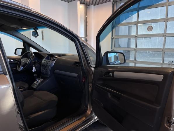 Opel Zafira B Рестайлинг с пробегом 2013 года, цена 559 000 рублей, 252797 км, компактвэн, Автокод Объявления
