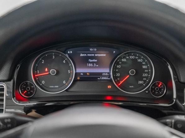 Volkswagen Touareg II Рестайлинг с пробегом 2017 года, цена 3 400 000 рублей, 180689 км, внедорожник, Автокод Объявления