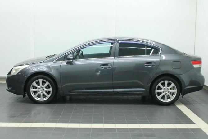 Toyota Avensis III с пробегом 2009 года, цена 1 045 000 рублей, 198500 км, седан, Автокод Объявления