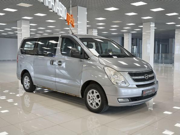 Hyundai Grand Starex I с пробегом 2011 года, цена 1 170 000 рублей, 252990 км, минивэн, Автокод Объявления