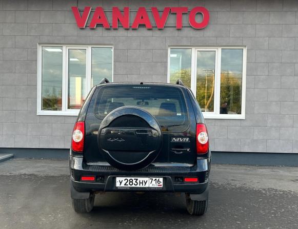 Chevrolet Niva I Рестайлинг с пробегом 2017 года, цена 640 000 рублей, 174416 км, внедорожник, Автокод Объявления